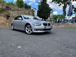 Silber Gebraucht 2011 BMW 325 Coupé | 14.000 €