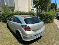 Silber Gebraucht 2006 Opel Astra GTC Coupé | 1.900 € (Etwas zu teuer)