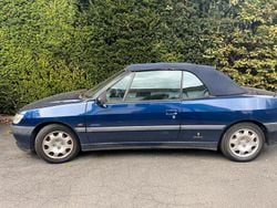 Blau Gebraucht 1999 Peugeot 306 Cabriolet Cabrio | 500 € (Fairer Preis)