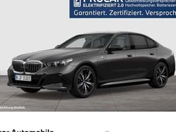 Grau Gebraucht 2024 BMW 550e M Sport Limousine | 66.990 €
