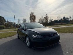 Schwarz Gebraucht 2016 VW Golf Sound Limousine | 10.899 € (Fairer Preis)