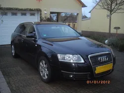 Schwarz metallic Gebraucht 2006 Audi A6 Kombi | 9.500 €
