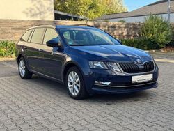 Blau Gebraucht 2017 Skoda Octavia Style Kombi | 7.500 €