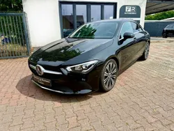 Schwarz Gebraucht 2022 Mercedes CLA180 Limousine | 25.499 € (Guter Preis)