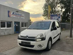 Weiß Gebraucht 2013 Citroën Berlingo Van / Kleinbus | 2.999 € (Fairer Preis)