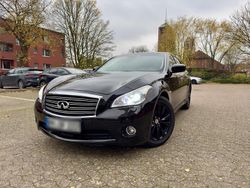 Schwarz Gebraucht 2013 Infiniti M30 Coupé | 15.500 €