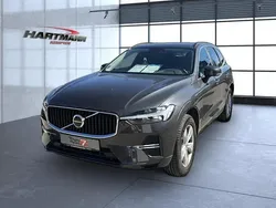 Weiß Gebraucht 2021 Volvo XC60 R-Design SUV | 36.990 € (Etwas zu teuer)