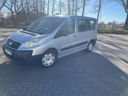 Grau Gebraucht 2008 Fiat Scudo Van / Kleinbus | 3.000 €