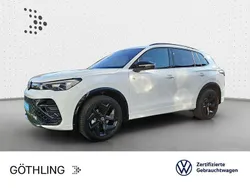 Pure white Gebraucht 2024 VW Tiguan R-line SUV | 39.980 €