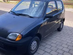 Schwarz Gebraucht 2000 Fiat Seicento Kleinwagen | 1.200 € (Fairer Preis)