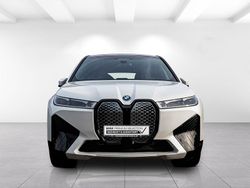 Mineralweiss metallic Gebraucht 2023 BMW iX Sport Line SUV | 54.900 €
