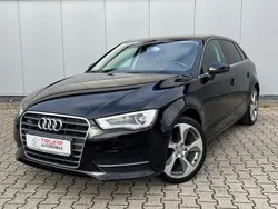 Schwarz Gebraucht 2014 Audi A3 Sportback Ambiente Limousine | 13.950 € (Fairer Preis)