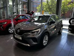 Grau Gebraucht 2024 Renault Captur Equilibre SUV | 19.999 € (Guter Preis)