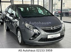 Grau Gebraucht 2016 Opel Zafira Tourer Eco Van / Kleinbus | 9.650 € (Fairer Preis)