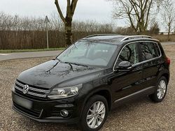Schwarz Gebraucht 2012 VW Tiguan Sportline SUV | 12.750 € (Fairer Preis)