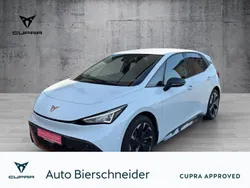 Weiss Gebraucht 2024 Cupra Born Kleinwagen | 32.950 € (Guter Preis)