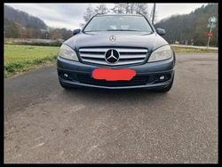 Grau Gebraucht 2009 Mercedes C200 Kombi | 2.300 €