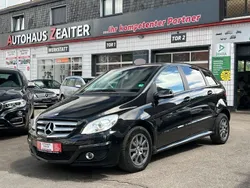 Schwarz Gebraucht 2009 Mercedes B180 Van / Kleinbus | 2.490 € (Guter Preis)