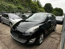 Schwarz Gebraucht 2011 Renault Scénic III Authentique Van / Kleinbus | 4.000 € (Etwas zu teuer)