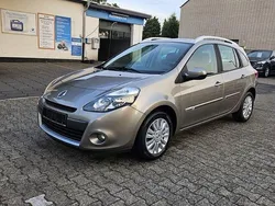 Braun Gebraucht 2009 Renault Clio II Dynamique Limousine | 3.850 € (Fairer Preis)