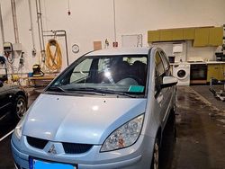 Blau Gebraucht 2006 Mitsubishi Colt Motion Van / Kleinbus | 1.600 € (Fairer Preis)