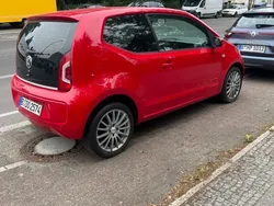Schwarz Gebraucht 2015 VW up! Kleinwagen | 3.800 € (Fairer Preis)