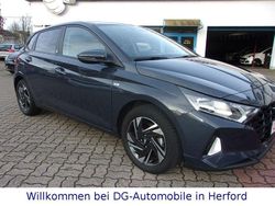 Grau Gebraucht 2022 Hyundai i20 Edition 30 Limousine | 16.990 € (Fairer Preis)
