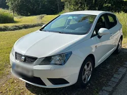 Weiß Gebraucht 2013 Seat Ibiza Style Limousine | 5.600 € (Fairer Preis)