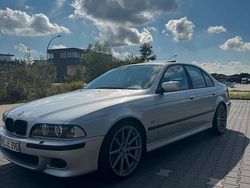 Silber Gebraucht 2002 BMW 525 M Sport Limousine | 9.750 € (Teuer)