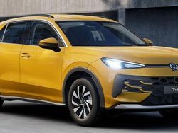 Schwarz Neu 2025 VW T-Roc Life SUV | 28.888 € (Guter Preis)