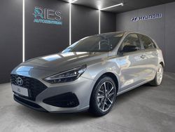 Silber Neu 2025 Hyundai i30 Limousine | 26.810 € (Etwas zu teuer)