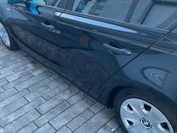 Schwarz Gebraucht 2005 BMW 116 Kleinwagen | 2.499 € (Fairer Preis)
