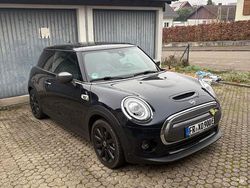 Schwarz Gebraucht 2020 Mini Cooper SE Kleinwagen | 14.900 € (Fairer Preis)