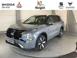 Grau Neu 2025 Mitsubishi Outlander P-HEV Top SUV | 55.490 € (Etwas zu teuer)