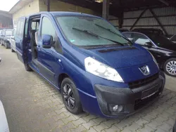 Blau Gebraucht 2011 Peugeot Expert Tendance Van | 4.999 € (Fairer Preis)