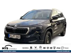 Schwarz Gebraucht 2024 Skoda Karoq Drive SUV | 33.990 € (Fairer Preis)