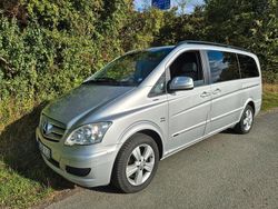 Silber Gebraucht 2013 Mercedes Viano Van / Kleinbus | 21.000 € (Fairer Preis)