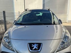 Silber Gebraucht 2009 Peugeot 207 Kombi | 1.489 € (Guter Preis)