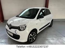Weiß Gebraucht 2017 Renault Twingo LIMITED Kleinwagen | 7.999 € (Fairer Preis)