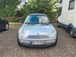Grau Gebraucht 2004 Mini Cooper Kleinwagen | 1.700 € (Guter Preis)