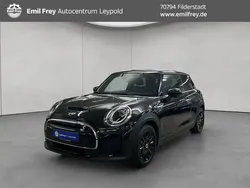 Midnight black ii Gebraucht 2023 Mini Cooper SE Classic Kleinwagen | 18.890 € (Superpreis)