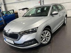 Silber Gebraucht 2020 Skoda Octavia Kombi | 17.995 € (Fairer Preis)