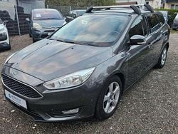 Grau Gebraucht 2016 Ford Focus Business Edition Kombi | 7.900 € (Fairer Preis)