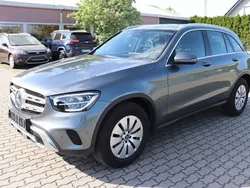 Grau Gebraucht 2022 Mercedes GLC200 Business SUV | 36.490 € (Fairer Preis)