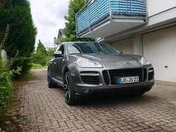 Grau Gebraucht 2007 Porsche Cayenne Turbo SUV | 8.299 €