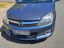 Blau Gebraucht 2006 Opel Astra Coupé | 2.000 € (Guter Preis)