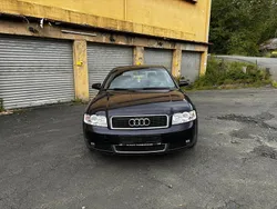 Blau Gebraucht 2003 Audi A4 Limousine | 3.500 € (Etwas zu teuer)