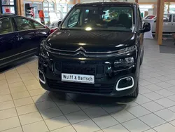 Perla nera schwarz Gebraucht 2023 Citroën Berlingo Feel Van / Kleinbus | 28.885 €