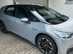 Grau Gebraucht 2023 VW ID.3 Pro Performance Kleinwagen | 24.499 € (Fairer Preis)