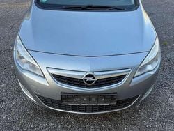 Silbersee/perl silber (m2) Gebraucht 2012 Opel Astra Innovation Kleinwagen | 2.500 € (Superpreis)